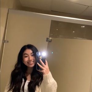 Meet your Posher, Mandy